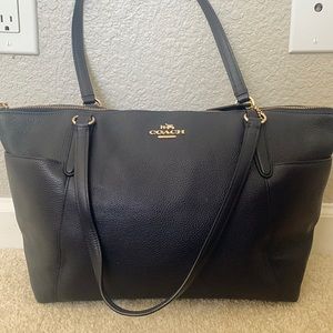 Coach Tote